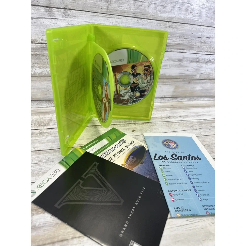 Grand Theft Auto V Microsoft Xbox 360‎ 2013 Complete With Manual And Map